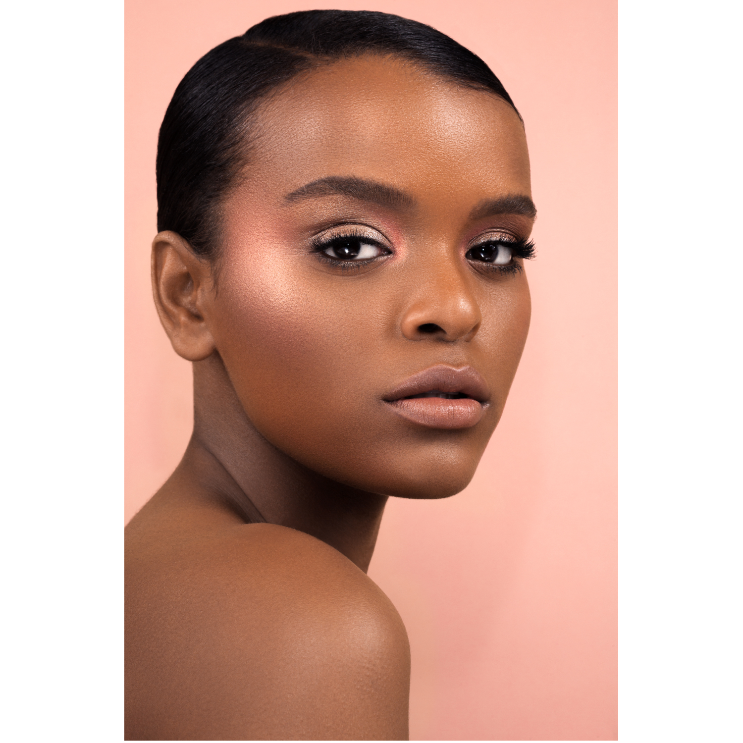 BLOOM HIGHLIGHTING BLUSH (BLIUSH ILUMINADOR)